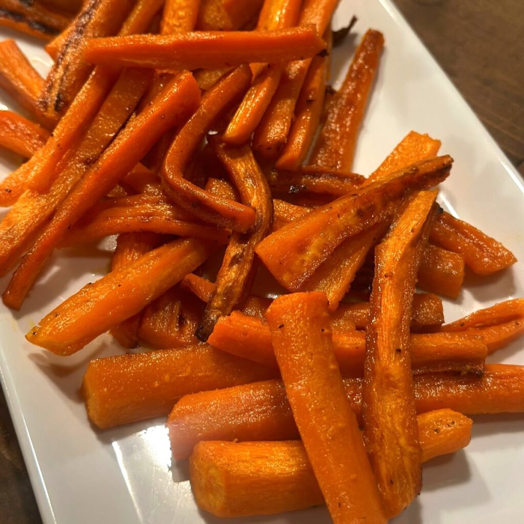 The Best Oven Roasted Carrots Recipe- Close Up of Carrots