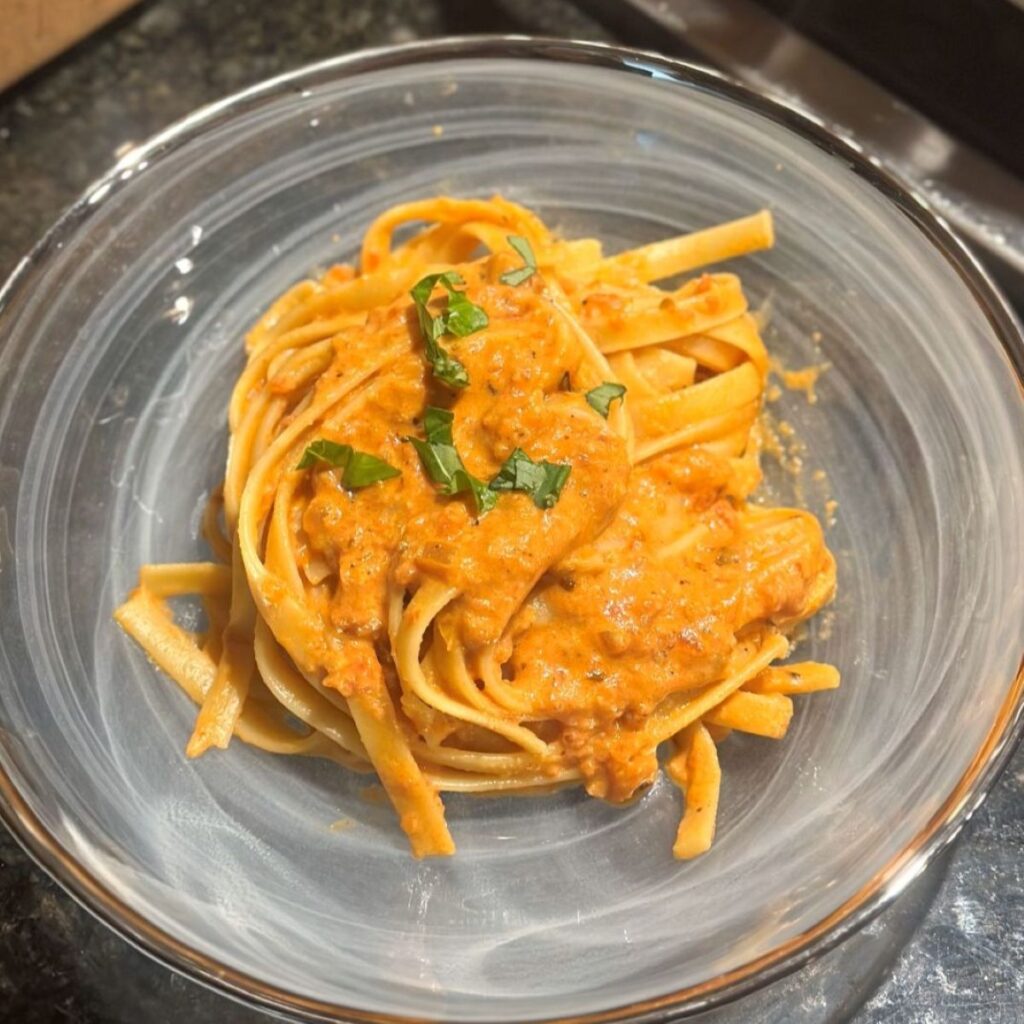 Creamy Arrabbiata Pasta (Spicy Pasta Recipe)